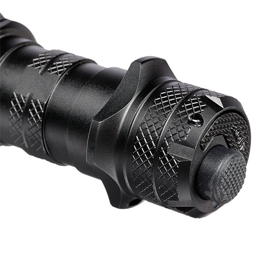 Nitecore LED Taschenlampe TM9K PRO 9900 Lumen schwarz inkl. Akku, Holster, Ladekabel, Lanyard und Grtelclip Bild 7