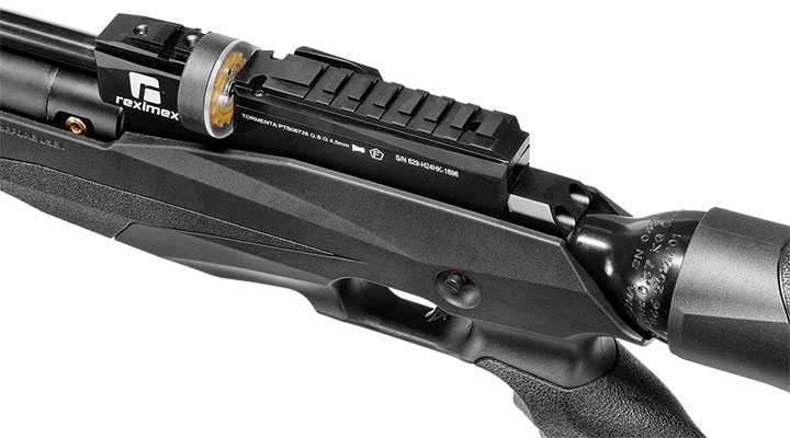 Reximex Tormenta Pressluftgewehr PCP Kal. 4,5mm Diabolo schwarz inkl. 2 x 14-Schuss Magazin und Einzelschussadapter Bild 3